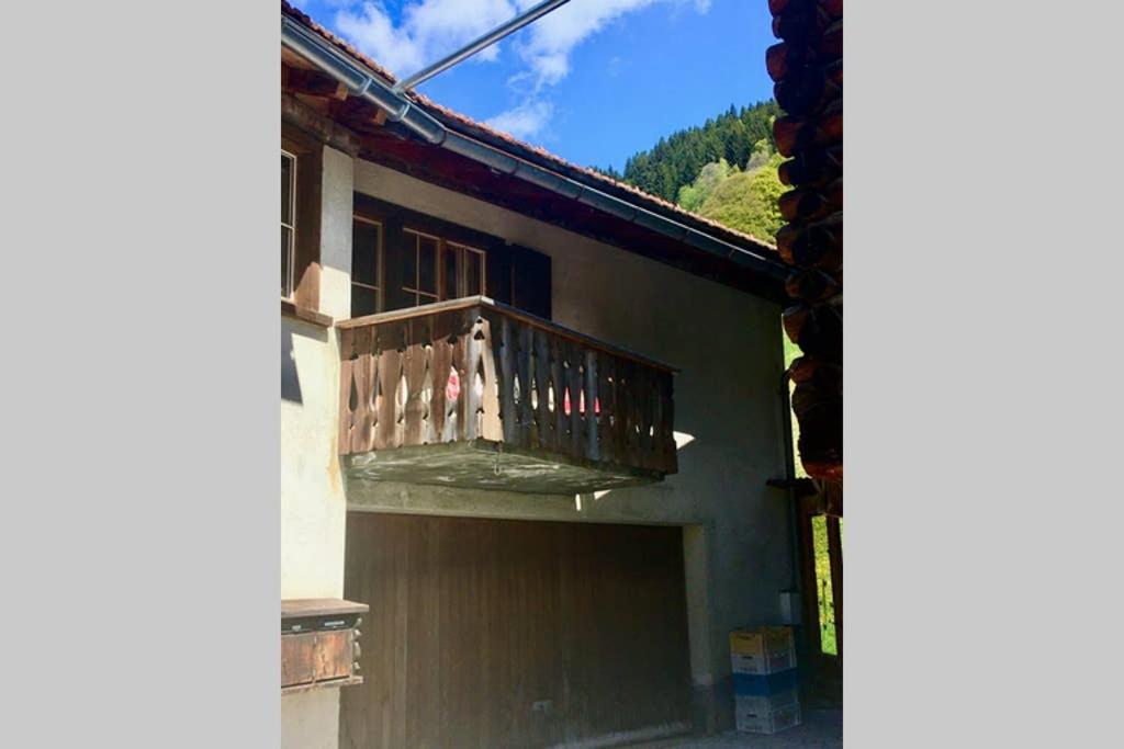 Ferienwohnung Uf Z'Enisch Klosters Eksteriør billede
