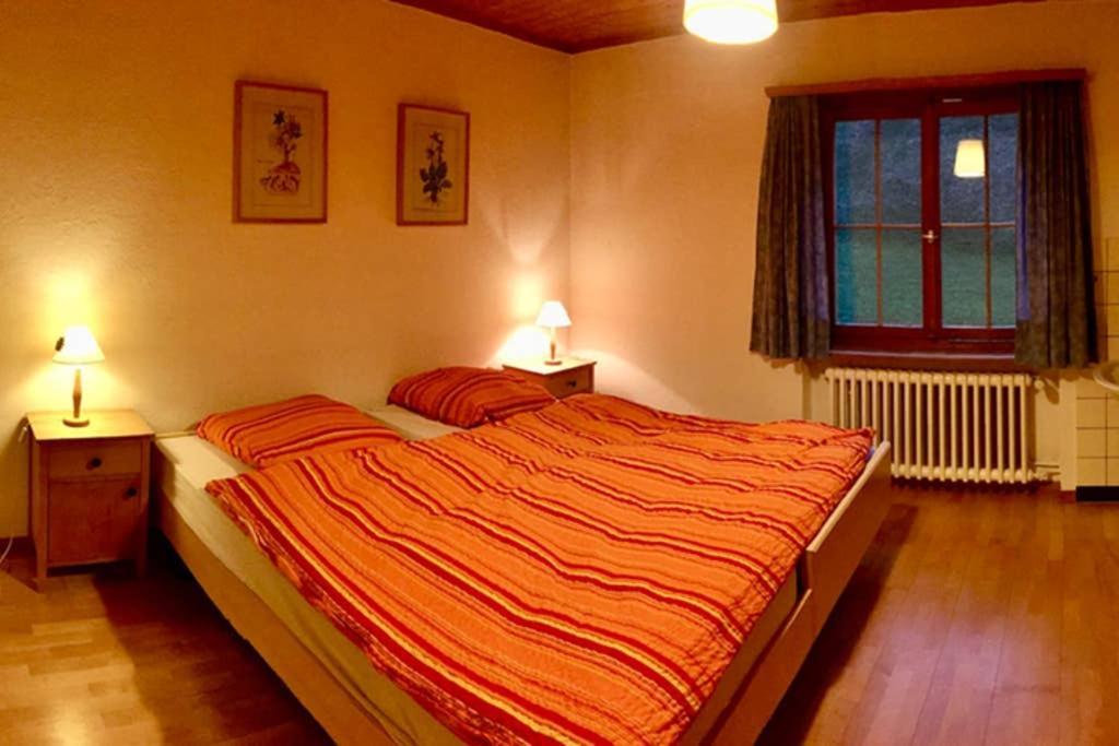 Ferienwohnung Uf Z'Enisch Klosters Eksteriør billede