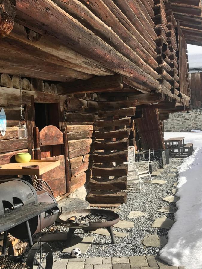 Ferienwohnung Uf Z'Enisch Klosters Eksteriør billede